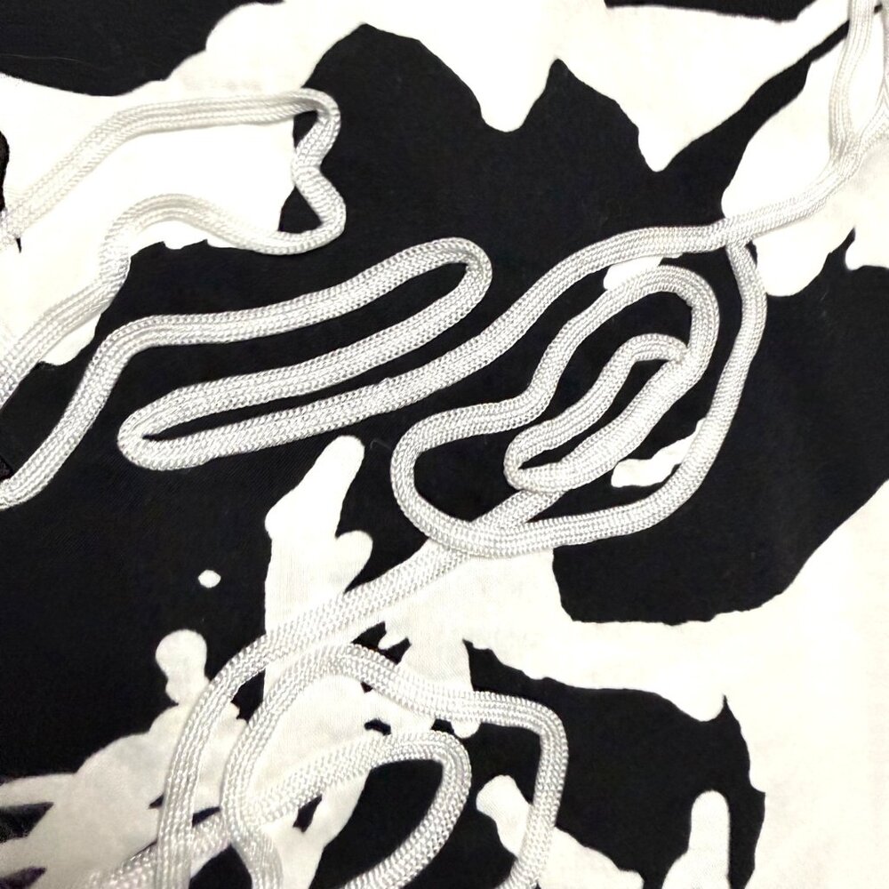 Chico's Women's Blazer Jacket 16-18 White Black Embroidered Linework Open Front - Picture 3 of 10